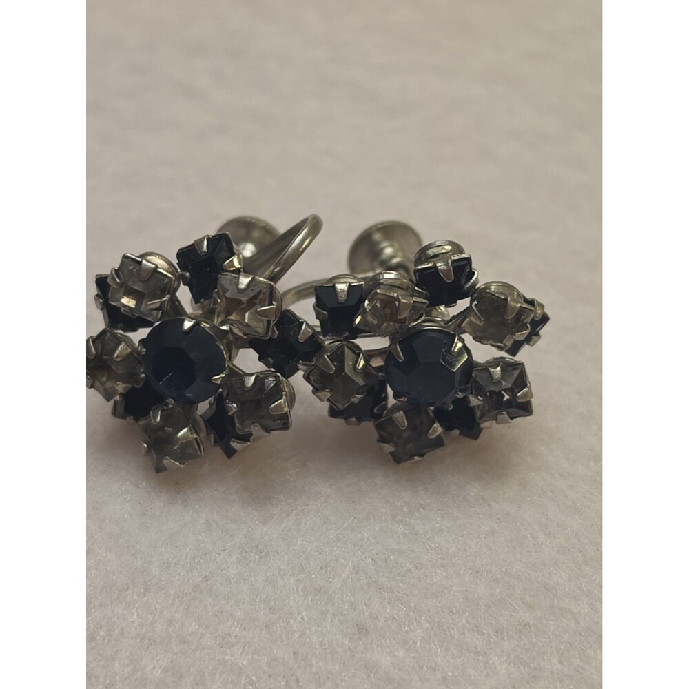 Vtg Blue Rhinestone Screw Back Earrings Silver Tone Floral Cluster Mid Century